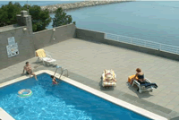 Costa Brava - BN901621 in Estartit, Catalonia. This nice holiday apartment with a view of the sea is located next to the sea in L'Estartit. It lies just 50 meters from the sandy beach, 300 meters from a supermarket, 9 km from the golf course, 15 km from the Flaçà train station and 45 km from Girona airport. L’Estartit is a small town and seaside resort situated in the Spanish region of Catalonia, on the northern end of the Costa Brava. It's position, between the mountains and the plain of the River Ter, gives it the dual advantage of 15 kilometres of beautiful rocky coastline together with one of the longest sandy beaches on the Costa Brava. The geographical position and climate of this area of the Costa Brava make L’Estartit a privileged and ideal place to enjoy a pleasant holiday any time of the year. Costa Brava - BN901621 in Estartit, Catalonia